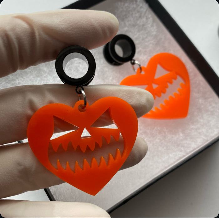 Heart jack O lantern dangle plug tunnels