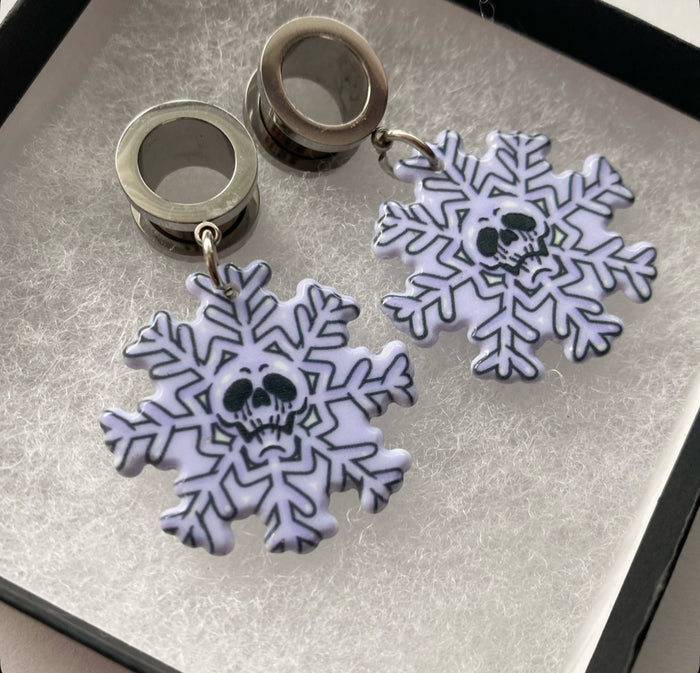 Skull Snowflake dangle plug tunnels