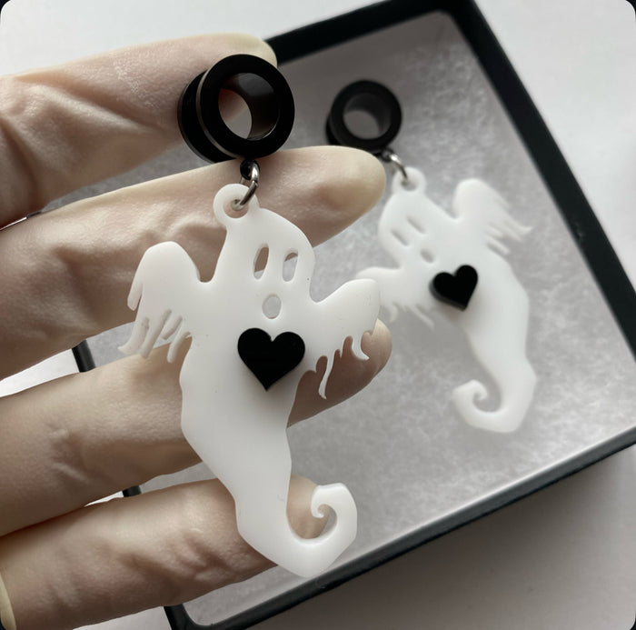 Emo heart ghost dangle plug tunnels