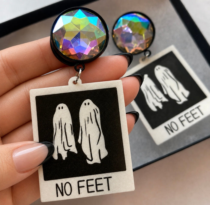 No feet Dangle Plugs