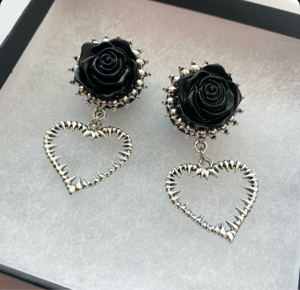 Queen Of The Damned Dangle Plugs