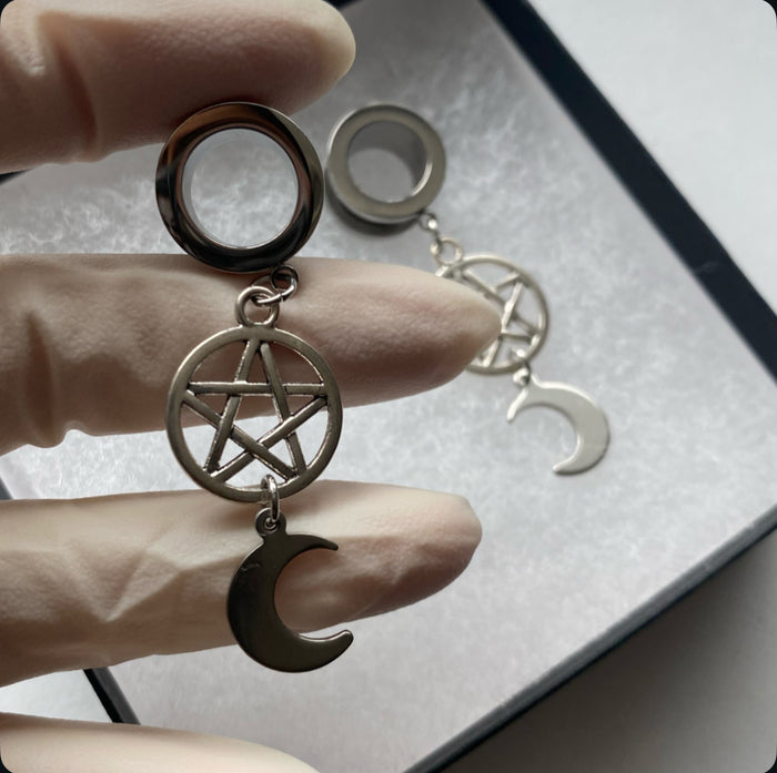 Witchy vibes dangle plug tunnels