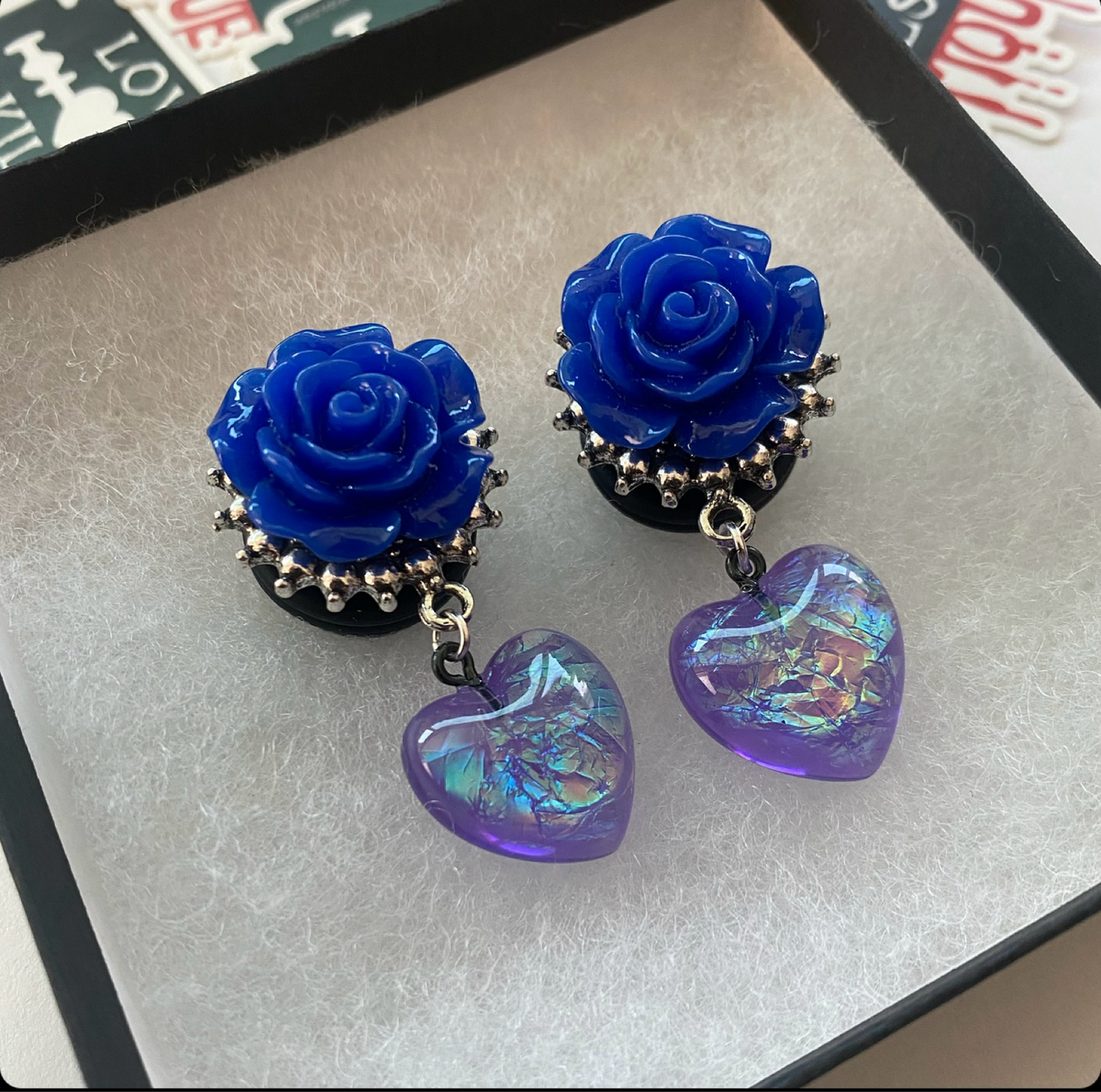 Electric Heart Dangle Plugs