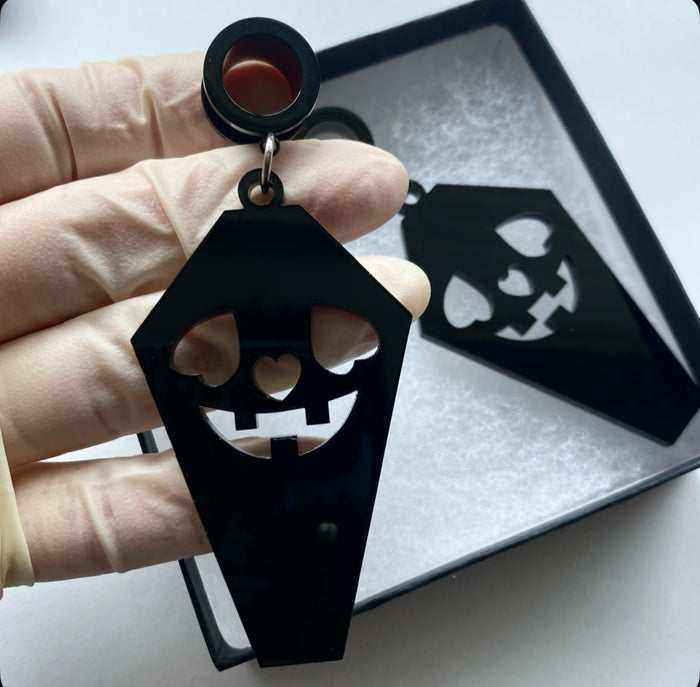 Coffin Jack o lantern dangle plug tunnels