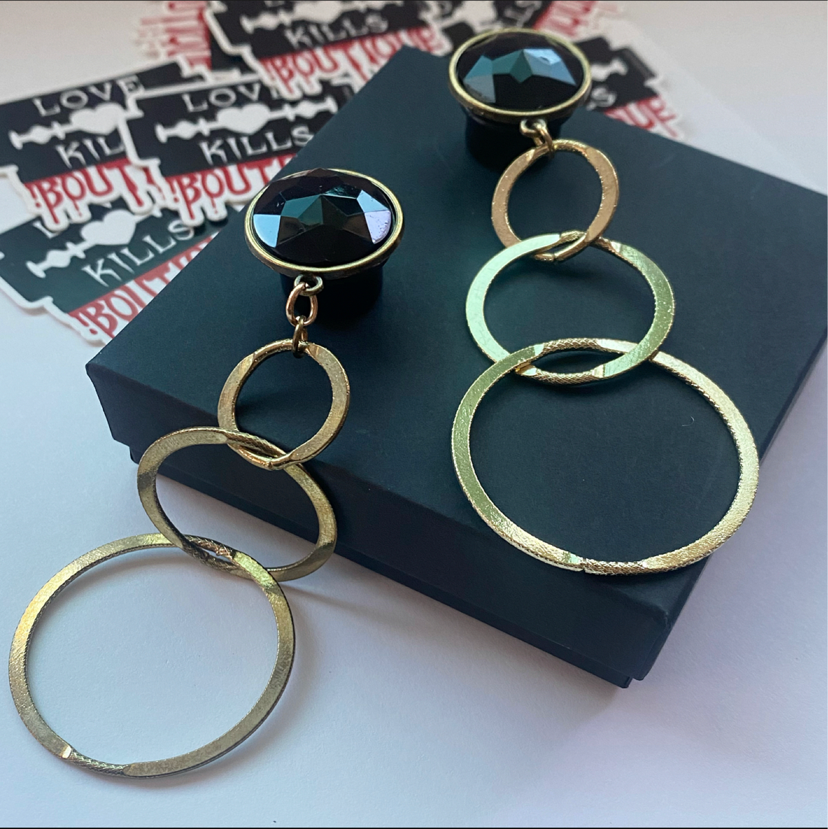 Infinity Dangle Plugs