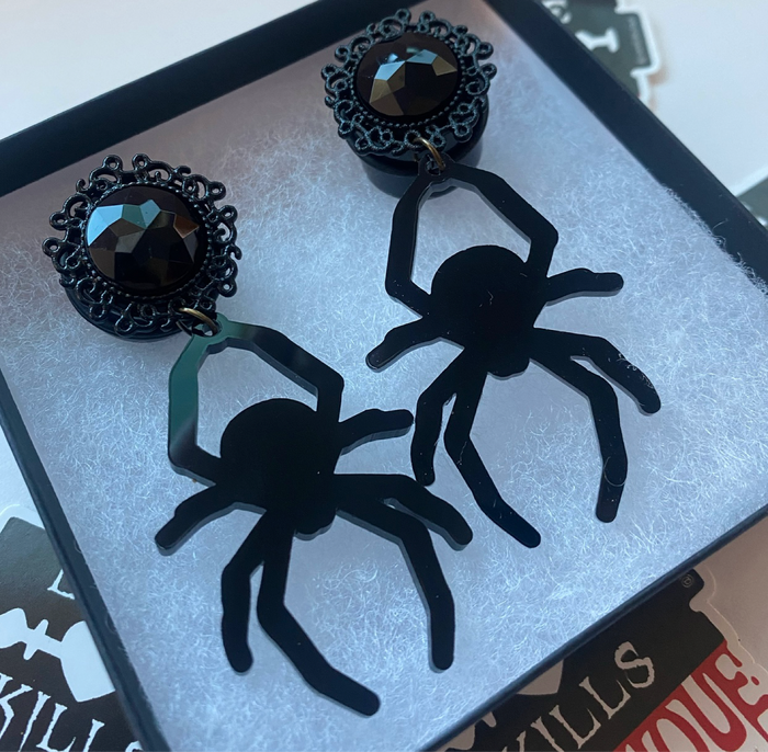 Black Widow Dangle Plugs