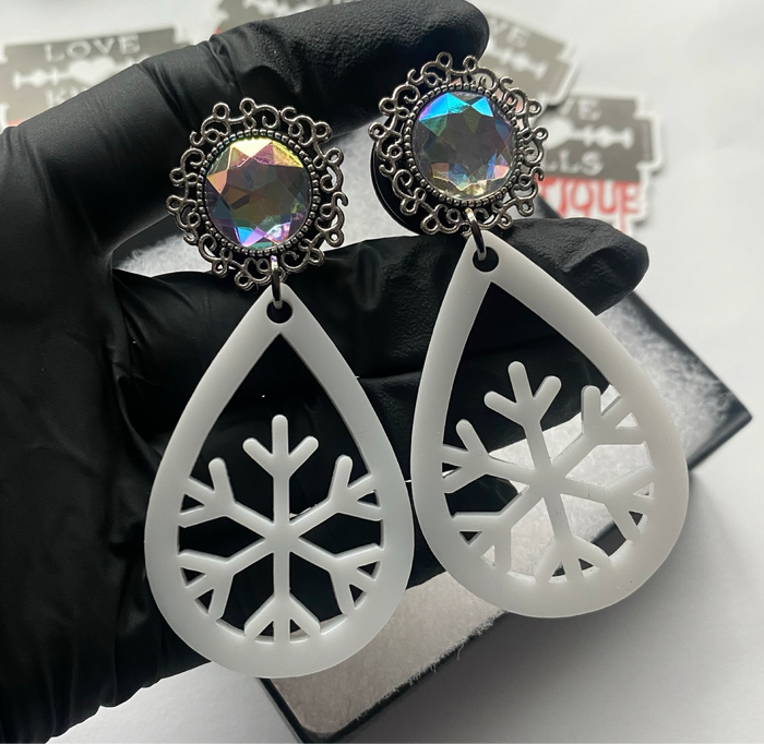 Iridescent Teardrop Snowflake Dangle Plugs