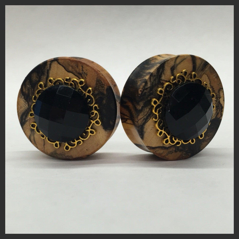 Black & White Ebony Black Gem Gold Setting