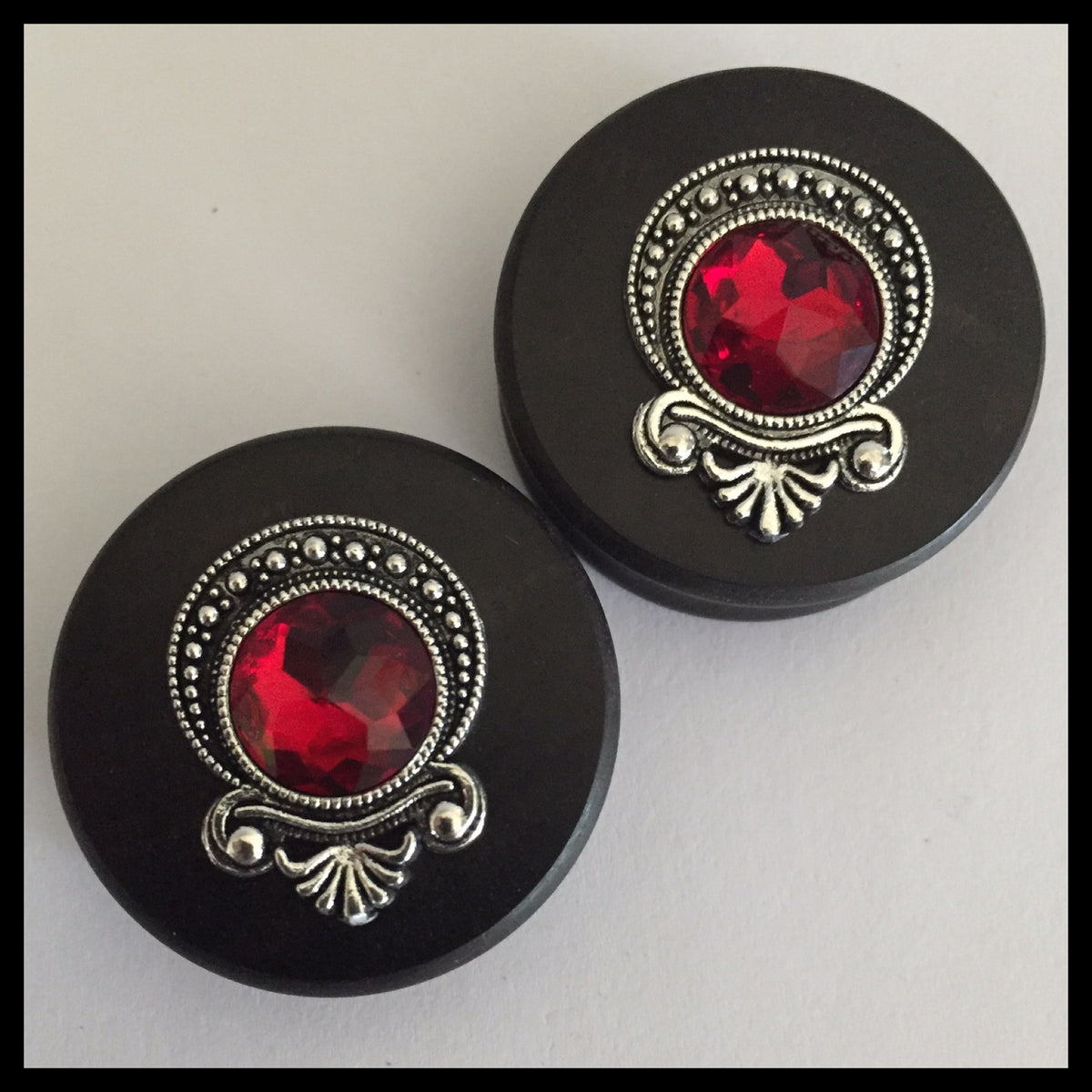 Ebony Gypsy Gem Round Plugs