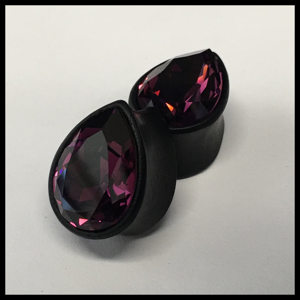 Ebony Swarovski Med Amethyst Teardrop