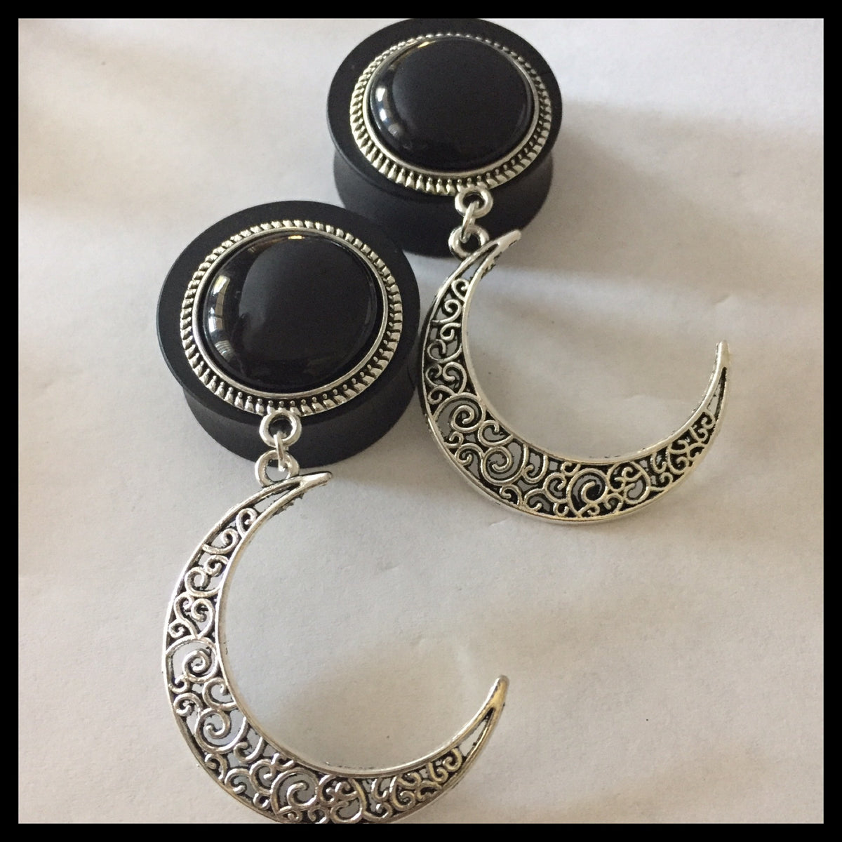 Ebony La Luna Round Plugs