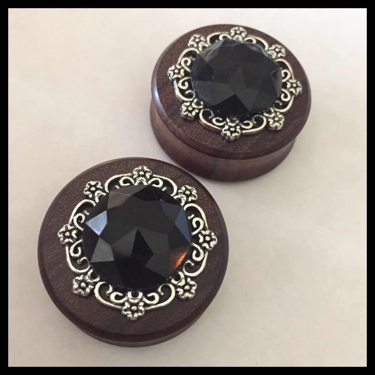 Granadillo Silver Black Gem Pinup Round Plugs