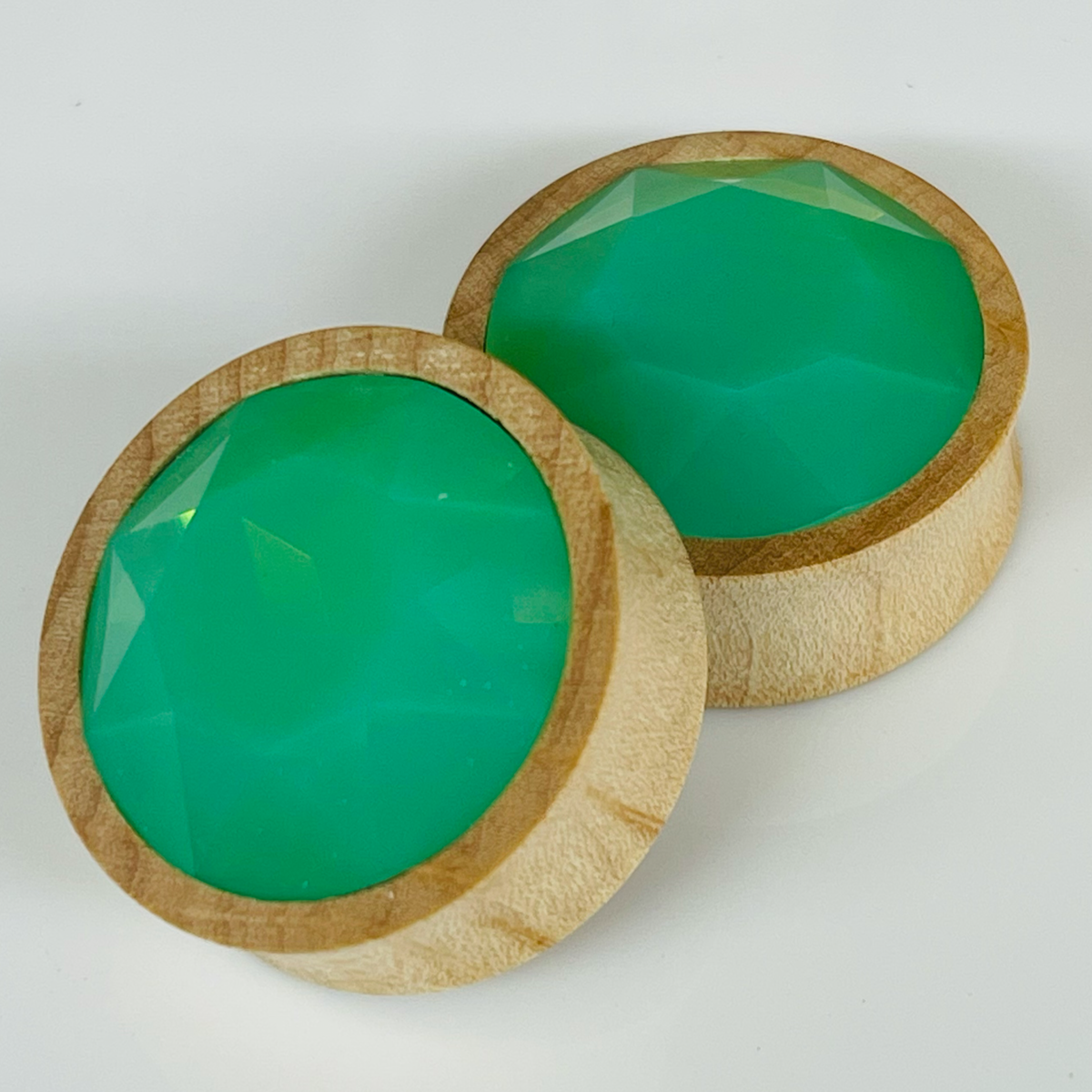 Maple Large Swarovski Pacific Opal Round Plugs