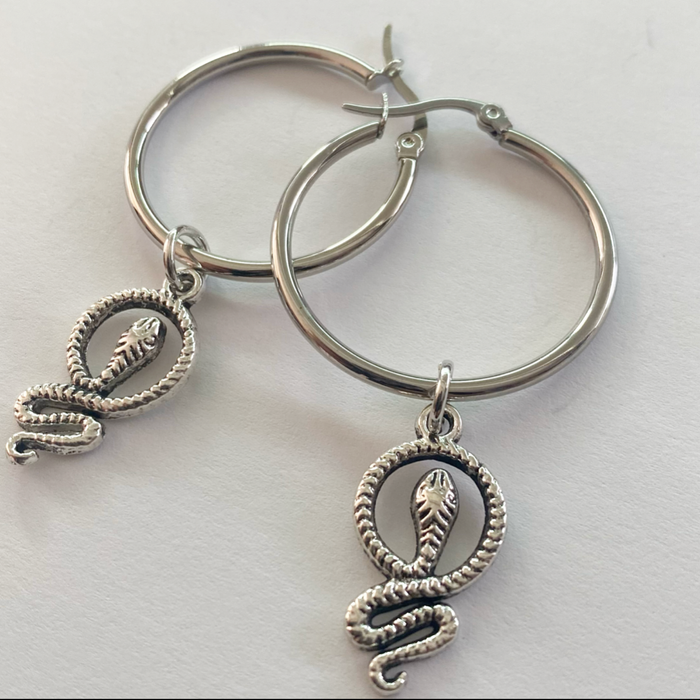 Serpent Hoops