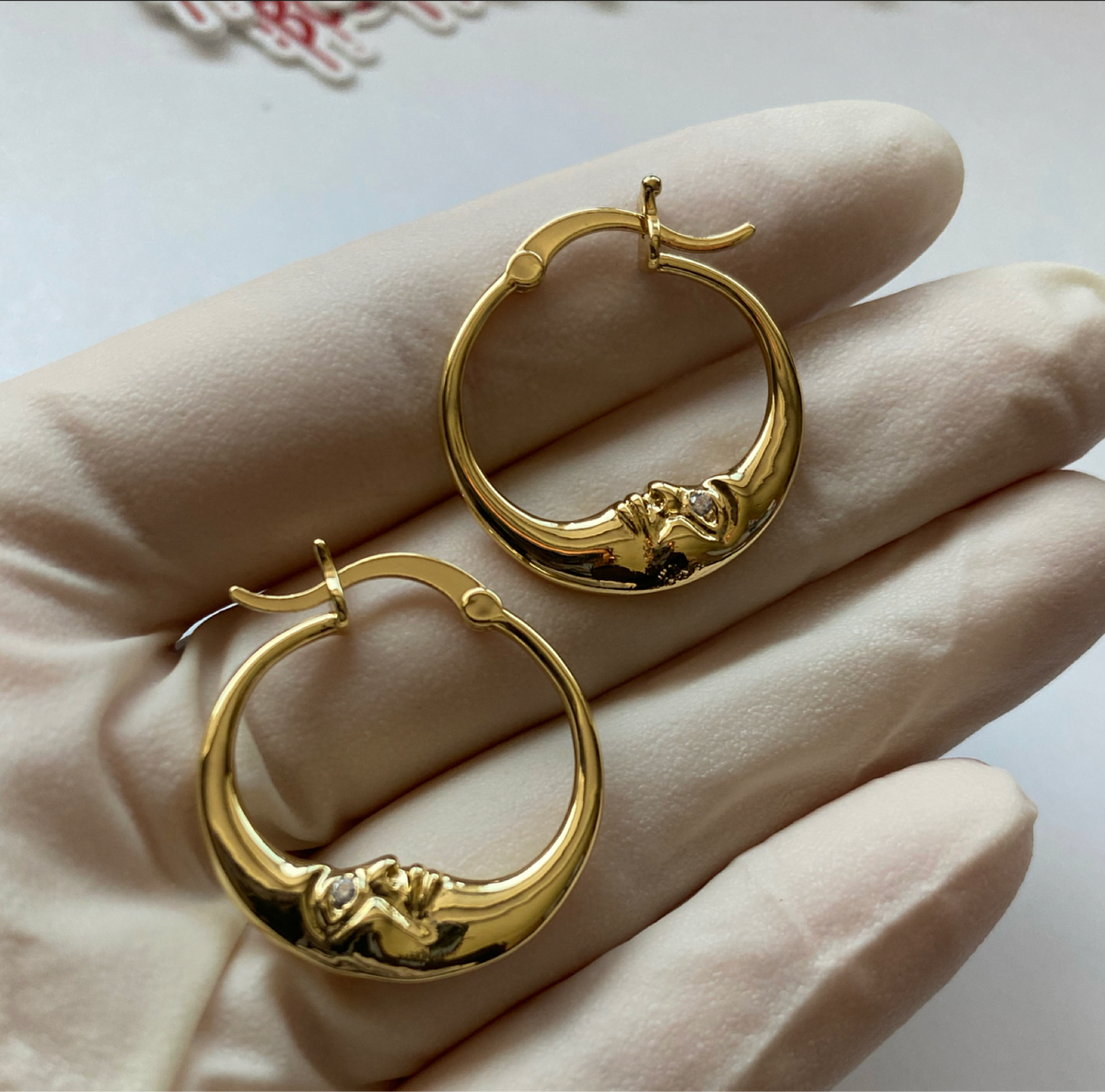 Luna Hoops