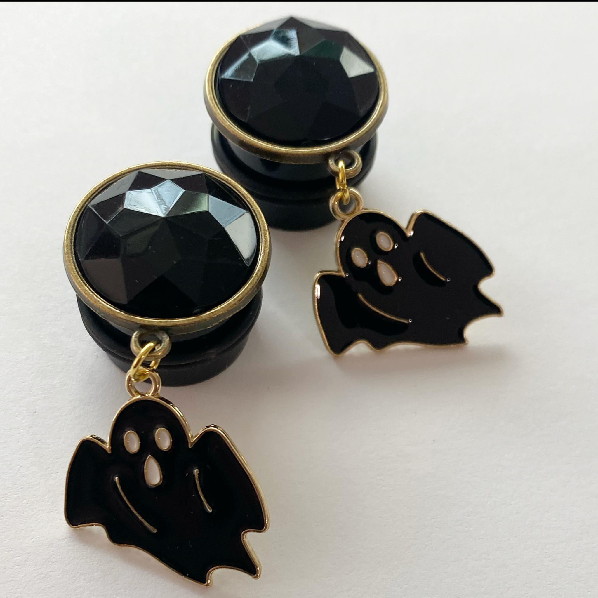 Ghosts Dangle Plugs1