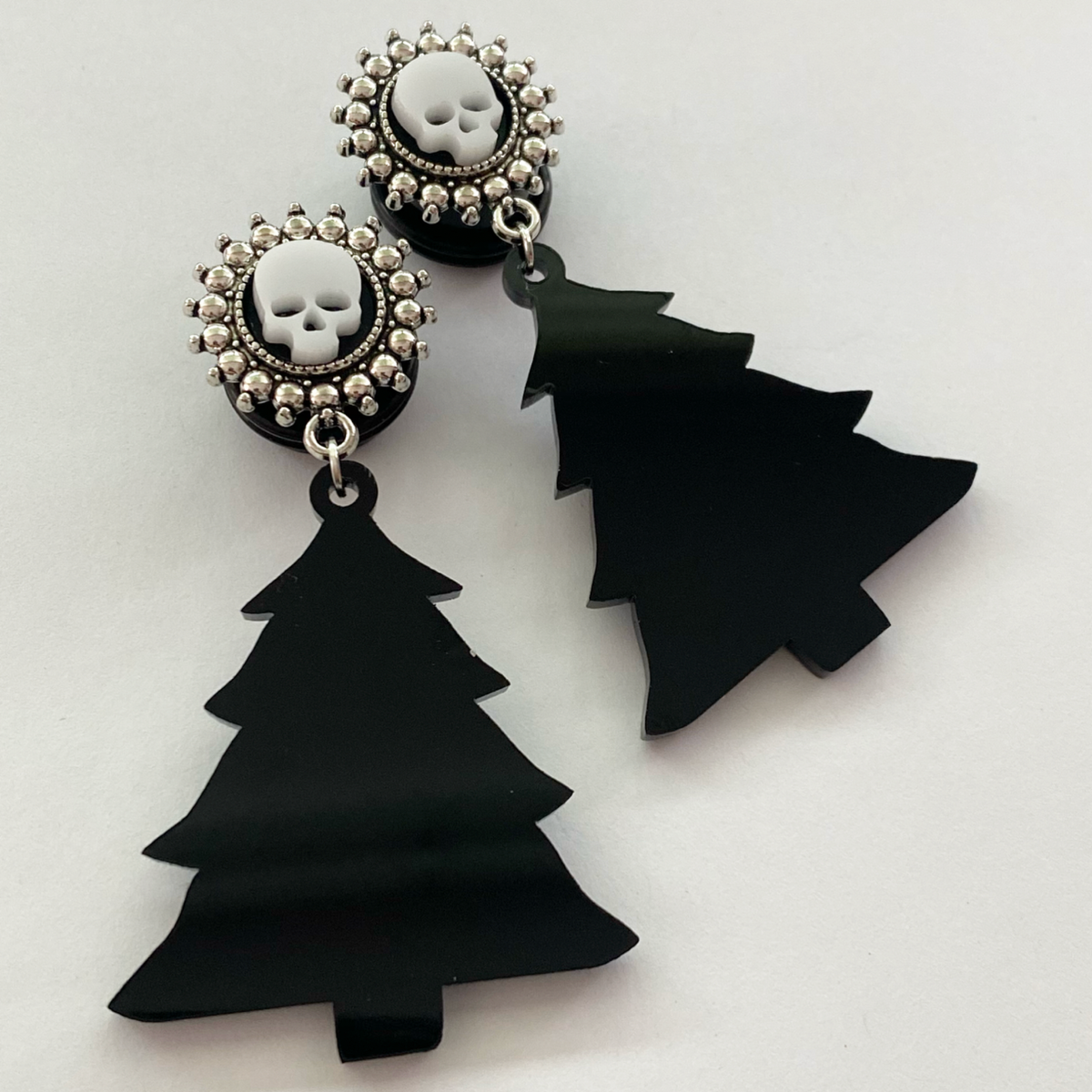 Creepmas Tree Dangle Plugs