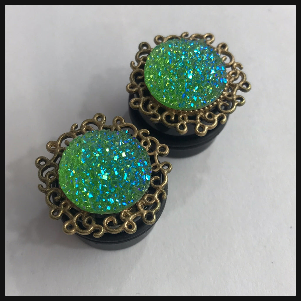 Grinch – Love Kills Boutique Custom Plugs Gauges & Body Jewlery